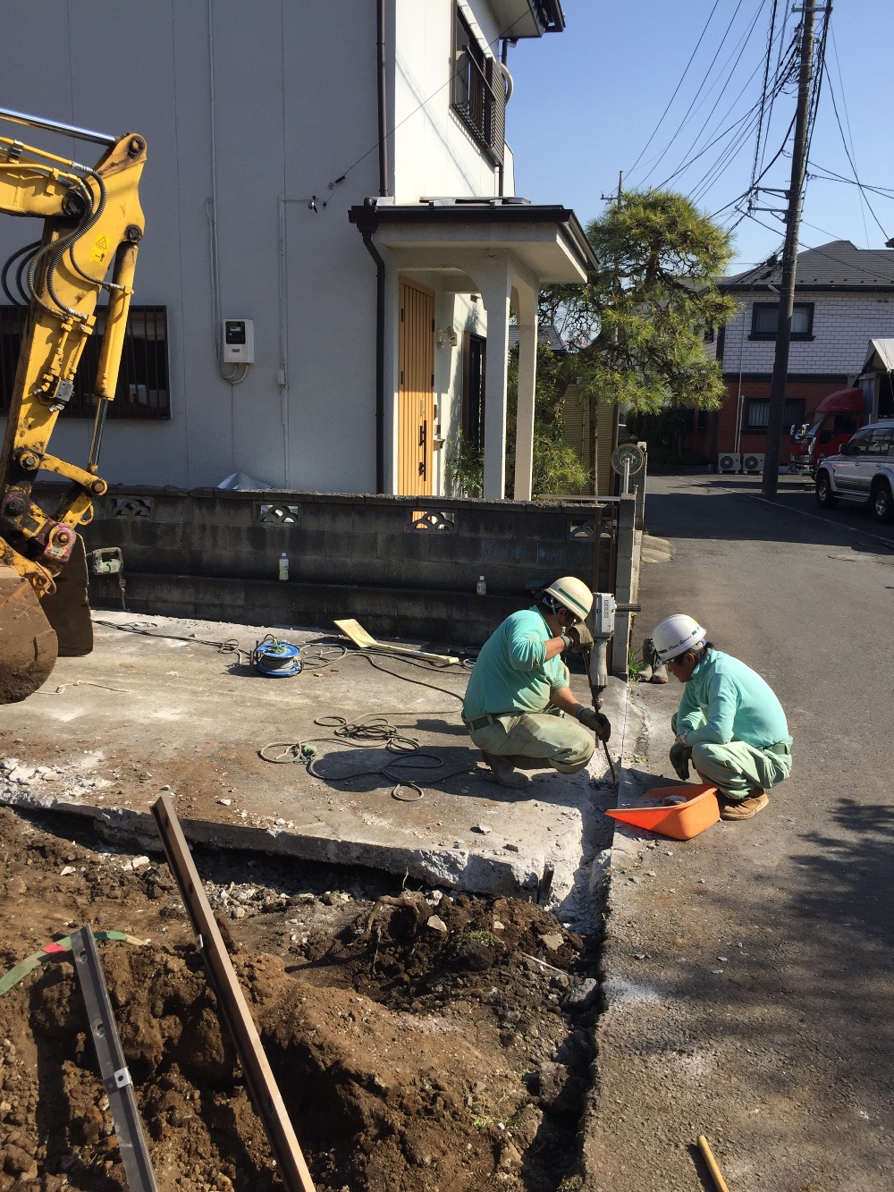 解体工事始まりました！